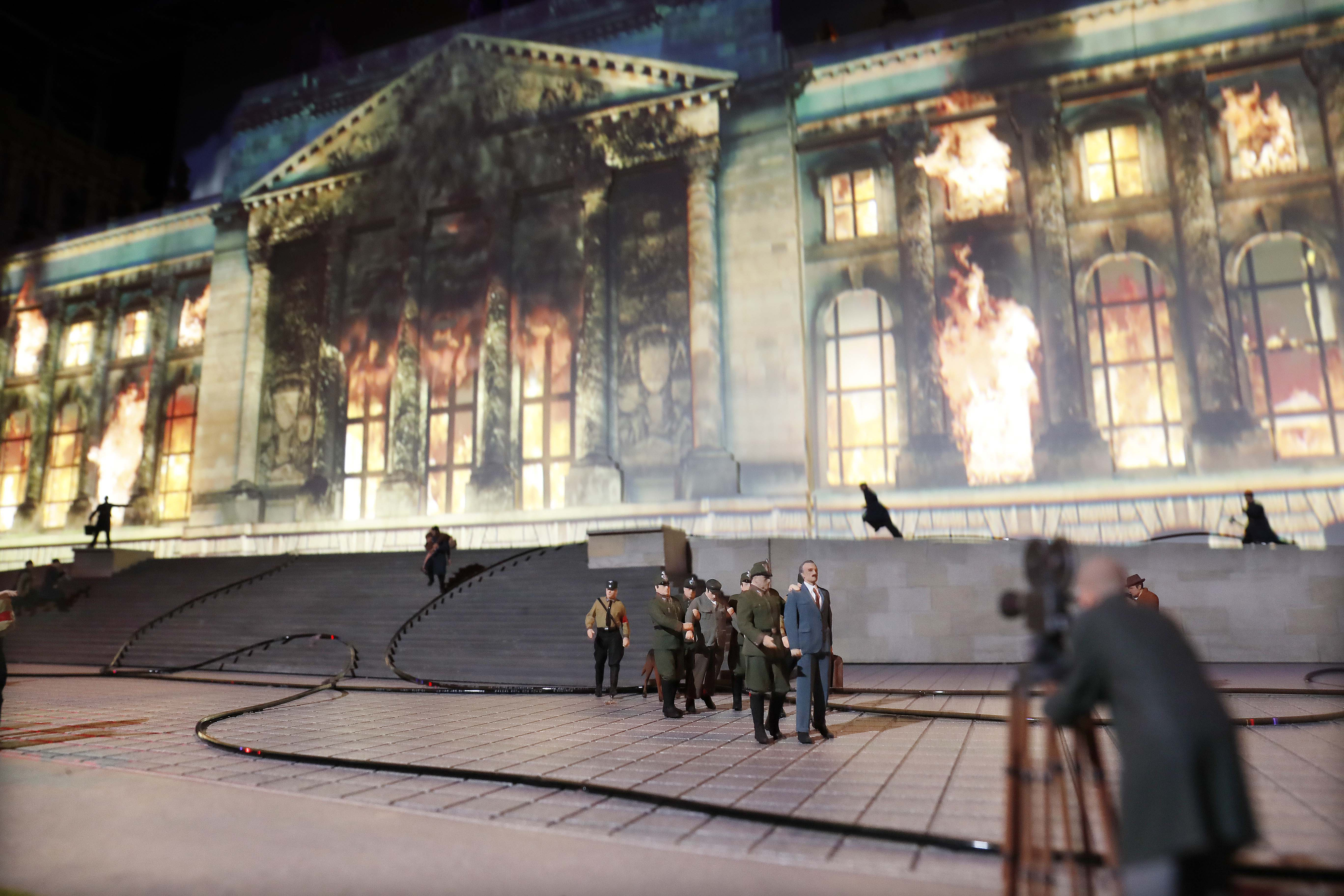 The Reichstag is on fire - here as miniature in Little BIG City Berlin